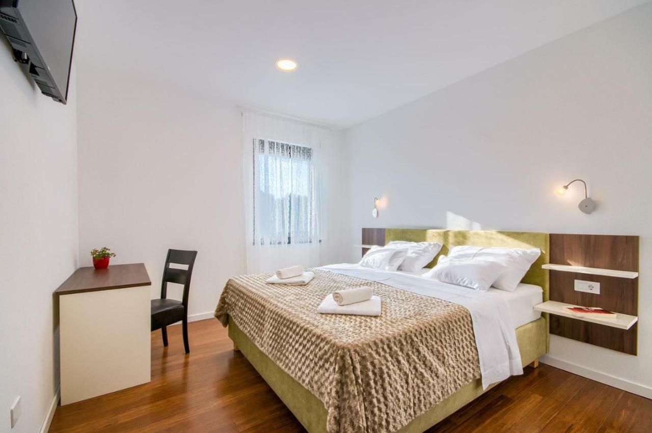 Rooms K&T Sea Side Luxury 普拉 外观 照片