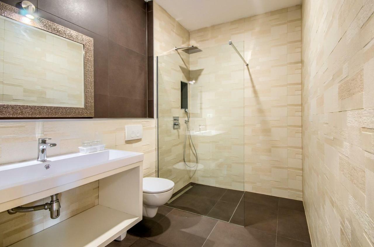 Rooms K&T Sea Side Luxury 普拉 外观 照片