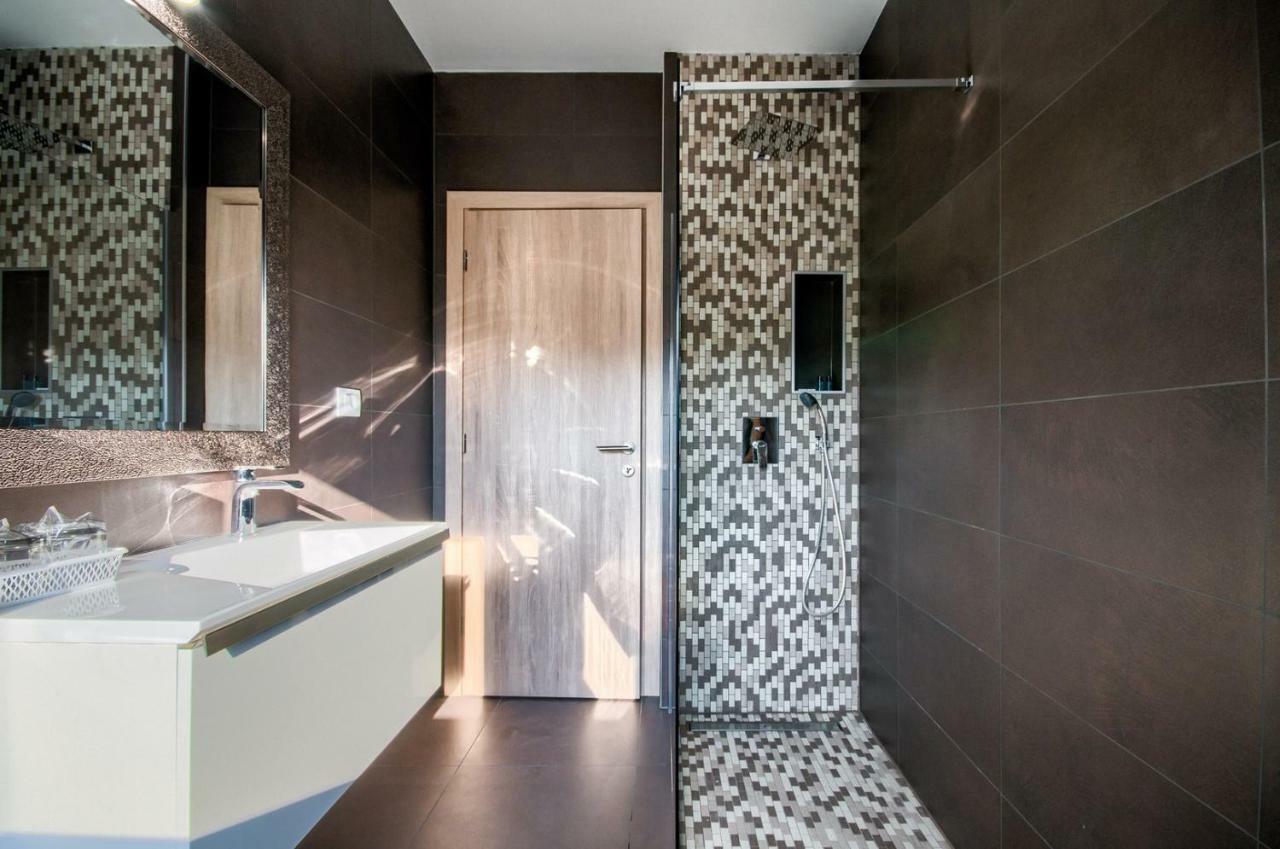 Rooms K&T Sea Side Luxury 普拉 外观 照片
