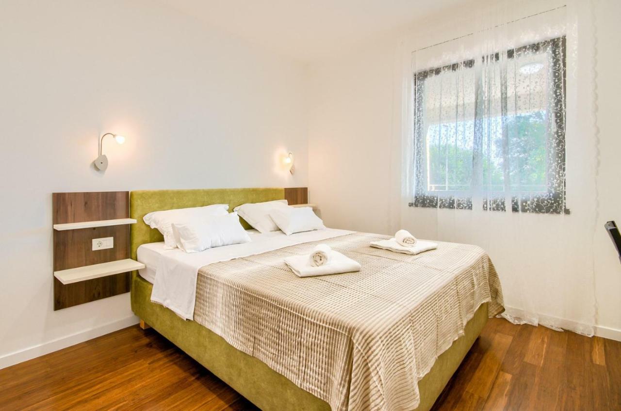 Rooms K&T Sea Side Luxury 普拉 外观 照片