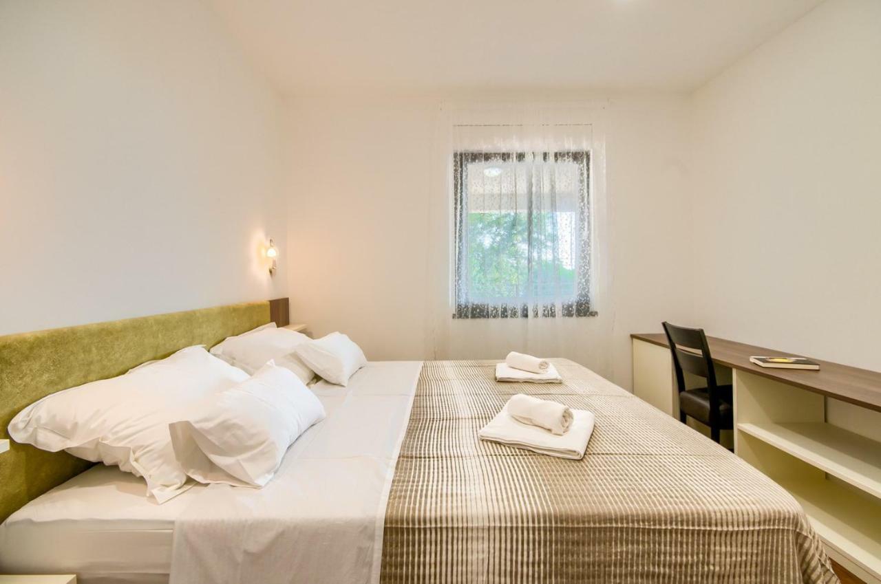 Rooms K&T Sea Side Luxury 普拉 外观 照片