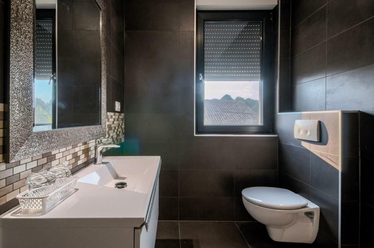 Rooms K&T Sea Side Luxury 普拉 外观 照片